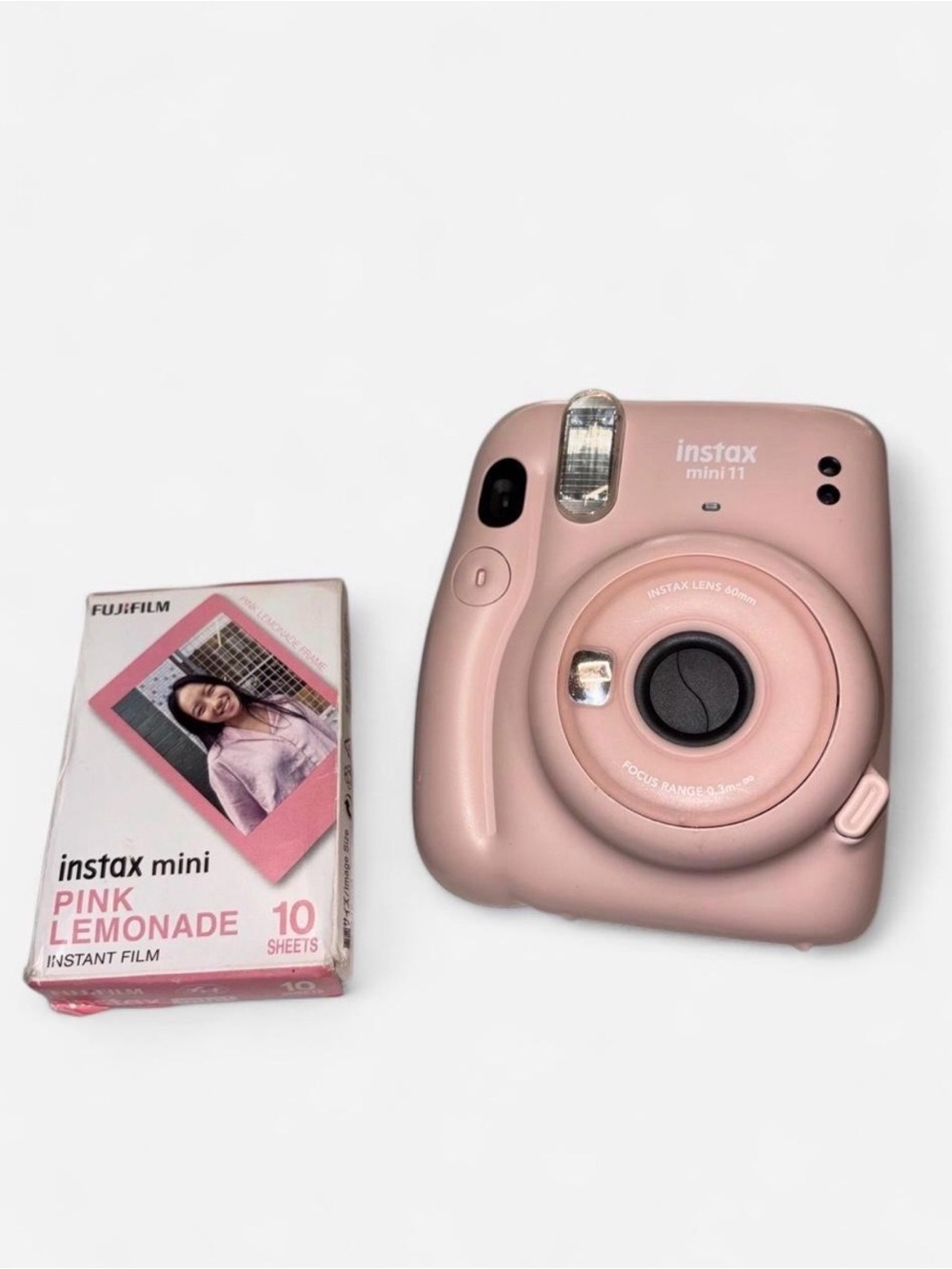 Pink Fujifilm Instax Mini 11 Camrea